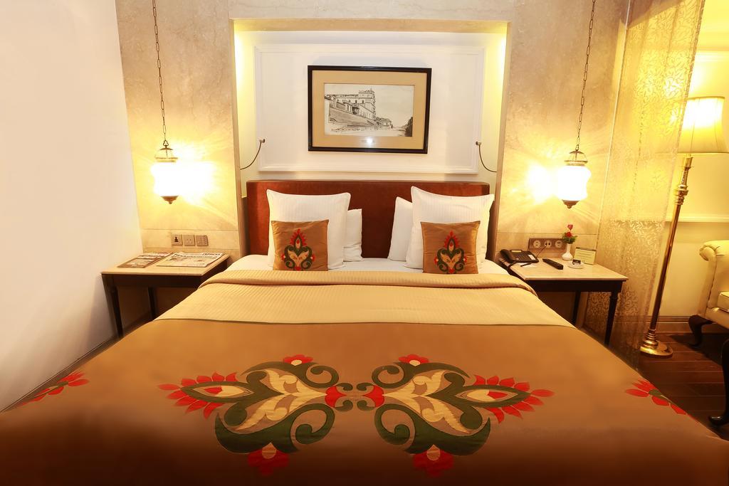The Ashok, New Delhi Hotel Room photo